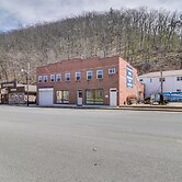 Cozy Marlinton Vacation Rental: Downtown Location!