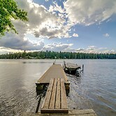 Waterfront Newport Vacation Rental on Sacheen Lake