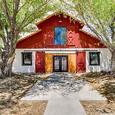 Orangeville Vacation Rental w/ On-site Creek!