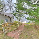Lakefront Wisconsin Home w/ Boat Dock & Fire Pit!