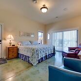 West Richland Home w/ Vineyard & Mountain Views!