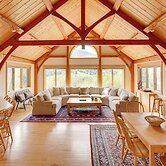 Luxury Vermont Vacation Rental: Private Hot Tub!