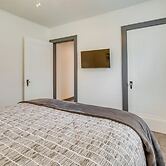Charming Springfield Home: 2 Mi to Downtown