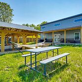 Waterfront Buckeye Lake Vacation Rental w/ Hot Tub