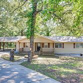 Peaceful Alabama Vacation Rental w/ Large Deck