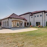Swim, Golf & Bowl - Loretto Vacation Rental Apt!