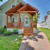Turtle Cove Bay Beach House ~ 13 Mi to Buffalo!