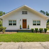 White Springs Gem w/ Patio & Screened Porch!