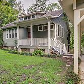 Waterfront Loranger Cottage: Hot Tub, Deck & Grill