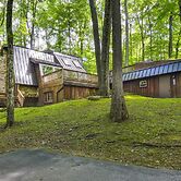 Family-friendly Dubois Cabin w/ Community Pool!