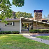 Pet-friendly Michigan Escape w/ Patio & Gas Grill!