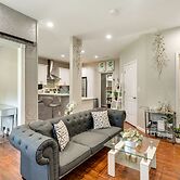 Charming Edgemere Home w/ Deck & Grill!