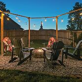 Shelbyville Farmhouse w/ Hot Tub, Fire Pit & Grill