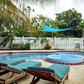 Walk to Beach! Key West Paradise w/ Ocean View