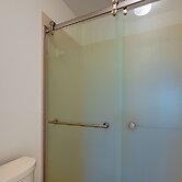 3 Mi to Beaches: Naples Condo w/ Pool Access!