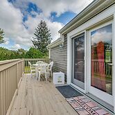 Buskirk Vacation Rental w/ Deck & Putting Green!