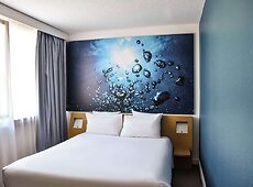 room.images[0].caption