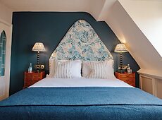 room.images[0].caption