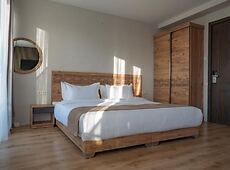 room.images[0].caption