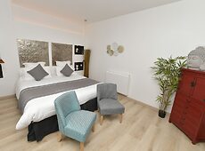 room.images[0].caption