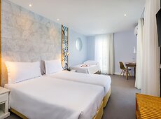 room.images[0].caption