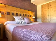 room.images[0].caption