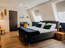 room.images[0].caption