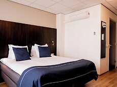 room.images[0].caption