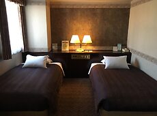 room.images[0].caption
