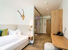 room.images[0].caption