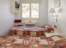room.images[0].caption