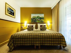 room.images[0].caption