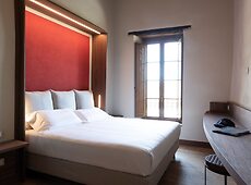 room.images[0].caption