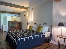 room.images[0].caption