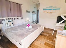 room.images[0].caption
