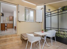 room.images[0].caption