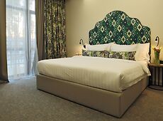room.images[0].caption