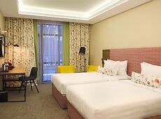room.images[0].caption