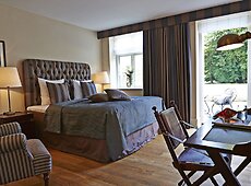 room.images[0].caption