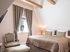 room.images[0].caption