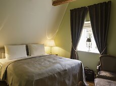 room.images[0].caption