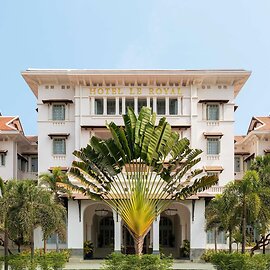 Raffles Hotel Le Royal