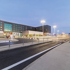 Courtyard by Marriott Warsaw Airport