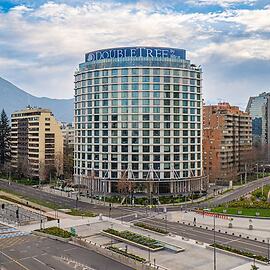 DoubleTree by Hilton Santiago Kennedy
