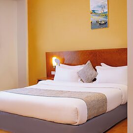 Azzeman Hotel