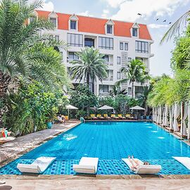 Palace Gate Hotel & Resort by EHM