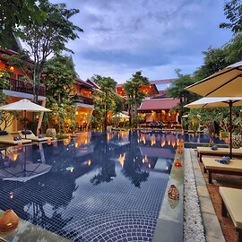 Mane Village Suites