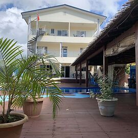 Alec\'s Hotel