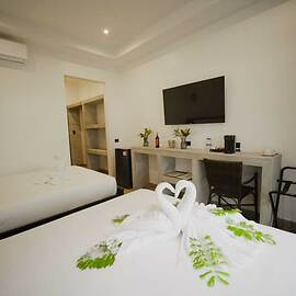 Shana by the Beach Manuel Antonio