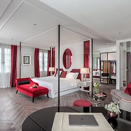 La Seine Boutique Hotel